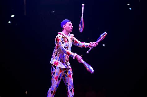 Cirque du Soleil Corteo Review: A Enchanting Italian Carnival - FanBolt