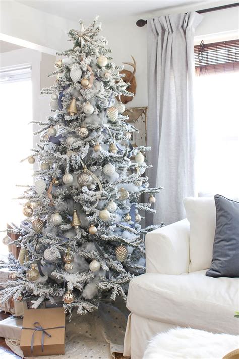 The Prettiest Flocked Christmas Trees - The Turquoise Home