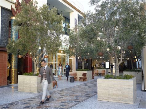 Outdoor Shopping Center Design