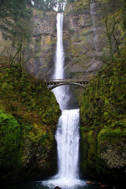 Multnomah Falls - Hiking in Portland, Oregon and Washington