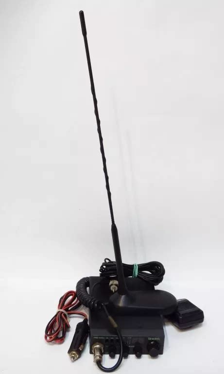 RADIO CB RADIO UNIDEN PRO 520XL ANTENA PRESIDEN CB Radia Loombard Pl