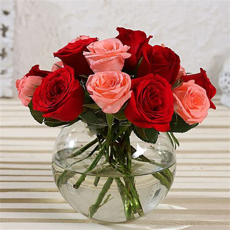 Buy Send Exotic Mixed Roses Glass Vase Arrangement Online Fnp