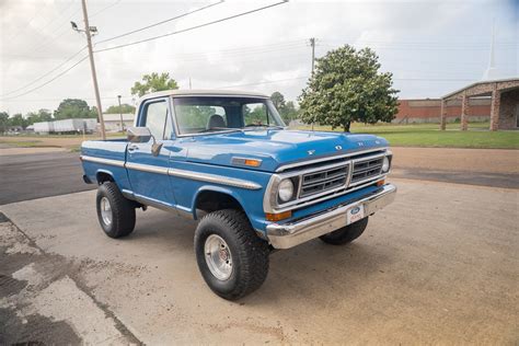 1972 Ford F100 Lifted