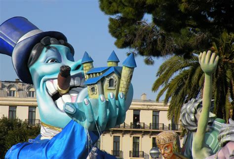 Ежегодный карнавал в Ницце | прибрежный город, шествия, парады цветов ...