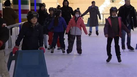 Robson Square’s free ice rink opens for winter in Vancouver - BC ...