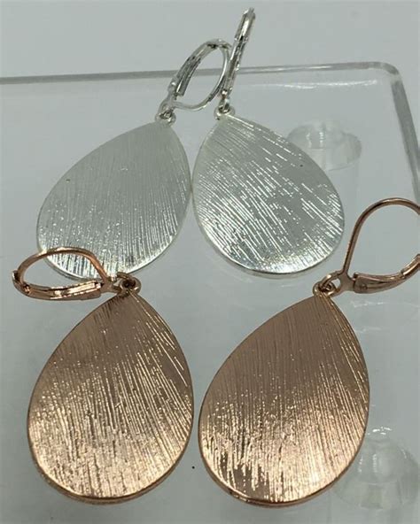 JOAN RIVERS EARRINGS