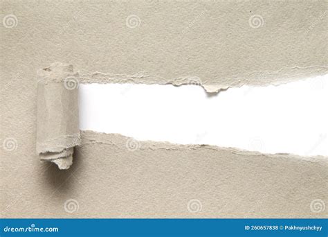 Papel Rasgado Isolado Em Branco Foto De Stock Imagem De Queimado