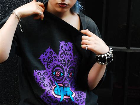 Qlozet News Style Photo Red Hot Chili Peppers Hanky Pankyt Shirt