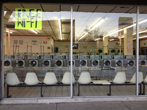 Chevanston Rogers Park: Jarvis Coin Laundry Now With Wi-Fi.