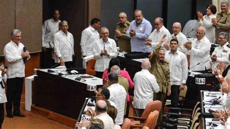 Cuba inicia el proceso para reformar la Constitución y formalizar su