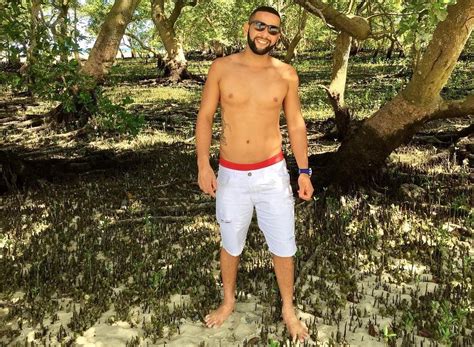 Homem é espancado e baleado quatro vezes após beijo gay em bar graus O Maior Portal do