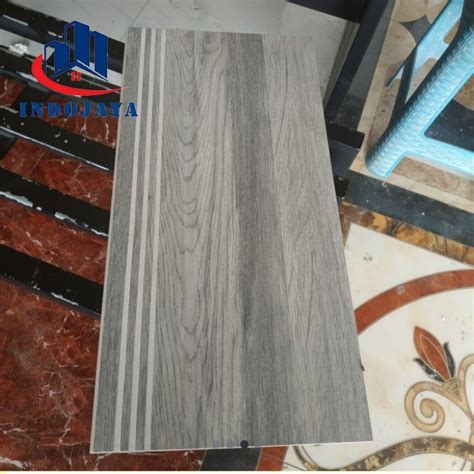 Jual Granit Tangga Motif Kayu 30x60 20x60 List Keramik Custom Ukuran