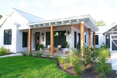 45 Modern Farmhouse Exterior One Story Wrap Around Porches Modern Farmhouse Exterior