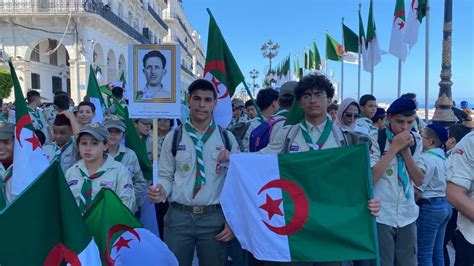 61e anniversaire de la fête de l indépendance de lAlgérie grande