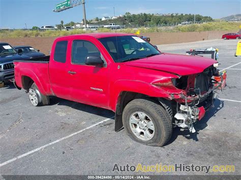 5TETU62N28Z588492 TOYOTA TACOMA PRERUNNER V6 View History And Price