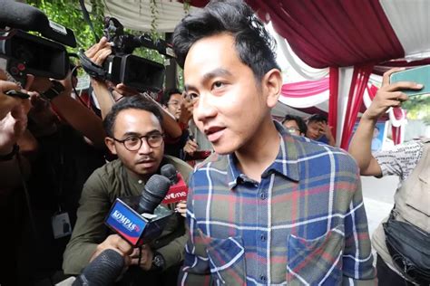 Soal Nama Gibran Masuk Bursa Ketum Golkar Dave Laksono Bahas Munas