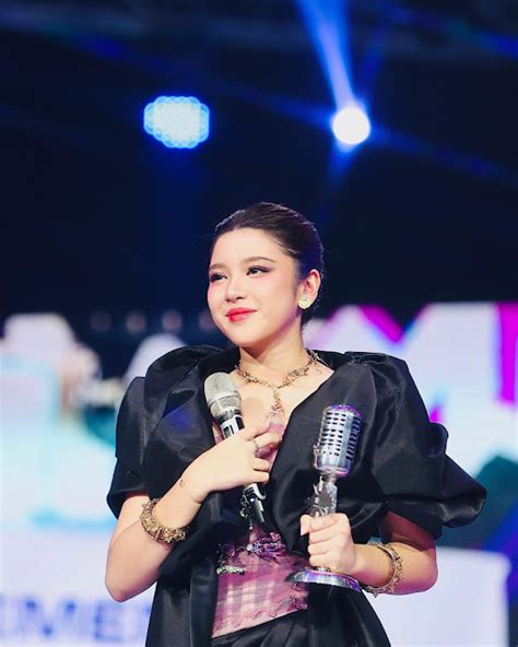 Ini Dia Daftar Pemenang Sctv Music Award Lesty Borong Empat