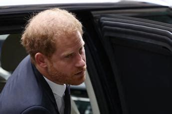 Uk Prince Harry In Court Over Mirror Trial Italian Post