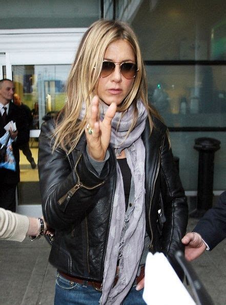 17 Best images about Jennifer Aniston Wearing Sunglasses on Pinterest ...