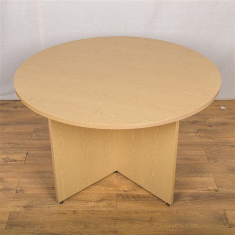 Sven Light Oak 1200d Round Office Table Rt39