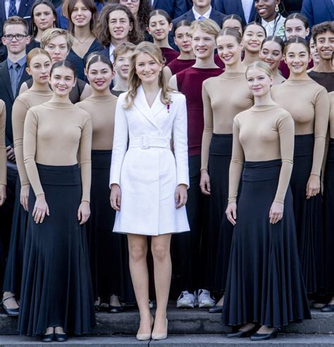 Photo La Princesse Elisabeth De Belgique Duchesse De Brabant Les