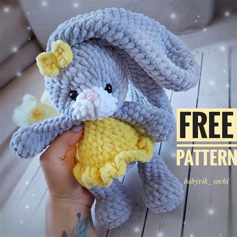 Crochet plush bunny in dress free pattern Amiguroom Toys Вязаные