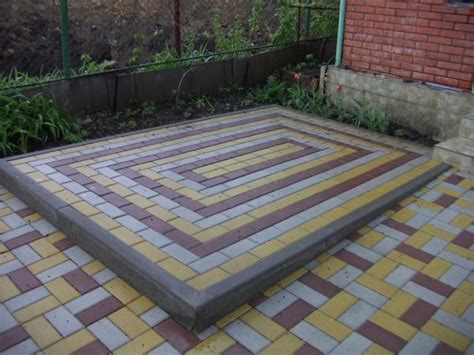 Укладка тротуарной плитки