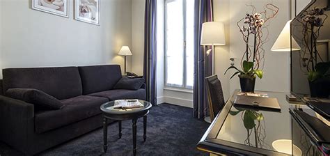 Triple Deluxe Room Hotel Royal Saint Honor Stars Paris Louvre