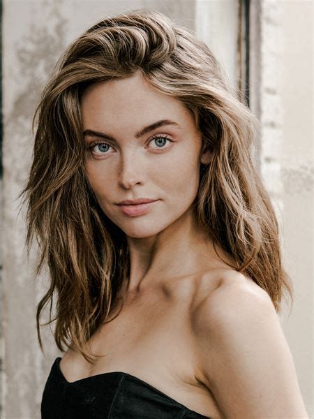 6 Hot Sexy Lani Randol Bikini Pics