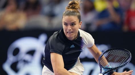 WTA Finals Maria Sakkari Downs Ons Jabeur In Straight Sets To Remain