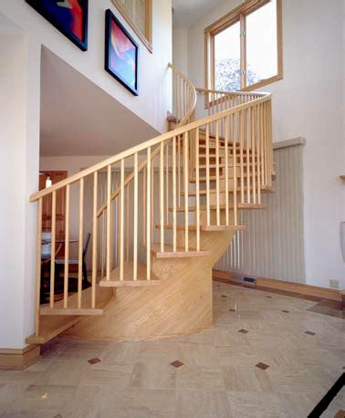 White Oak Mono Stringer Curved Stairs With Open Ends 95 The Great