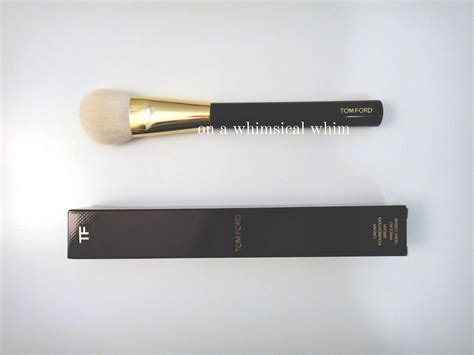 on a whimsical whim: TOM FORD CREAM FOUNDATION BRUSH 02