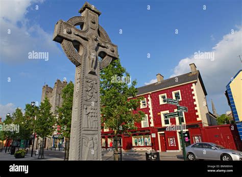 Town Centre Of Cashel Co Tipperary Republic Of Ireland Stock Photo