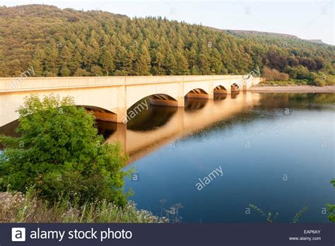 Reservoir Bridge Stock Photos & Reservoir Bridge Stock Images - Alamy