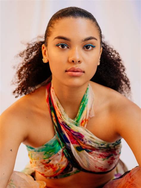 Hot Sexy Sofia Bryant Bikini Pics