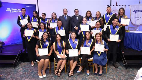 Graduación De La Cuarta Versión Del Diplomado En Periodismo Bancario