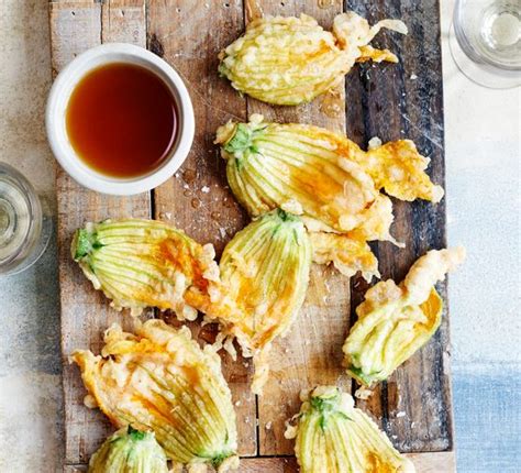 Fried Courgette Flowers Recipe With Honey And Vinegar Olivemagazine