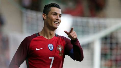 Cristiano Ronaldo wins UEFA's best player in Europe award | CTV News