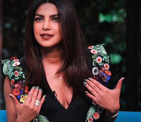 Priyanka Chopra Reveals She Did Phone Sex प्रियंका चोपड़ा ने किया है फोन सेक्स करन जौहर के शो