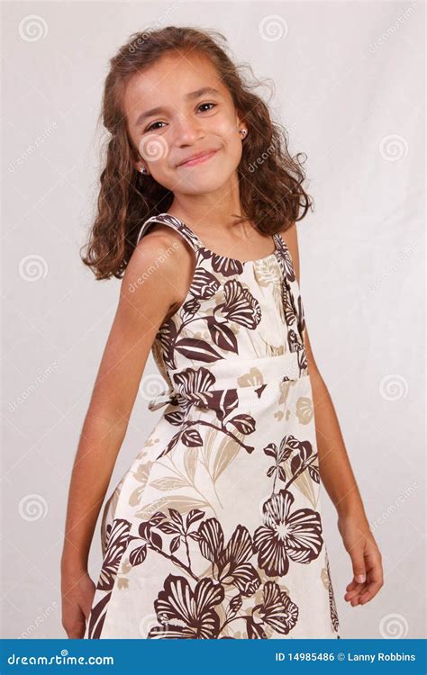 Menina Bonito De Latina Foto De Stock Imagem De Moderno 14985486