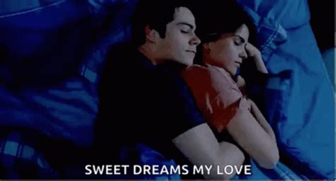 Hug Good Night Love S