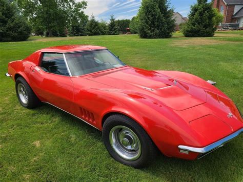 Chevrolet Corvette Stingray Sportscar Red Rwd Manual Classic