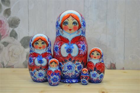 Traditional Russian Nesting Doll Set Of Matryoshka Dolls 5