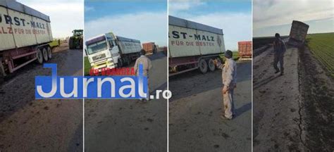 Șoseaua semințelor TIR cu floarea soarelui răsturnat în Brăila