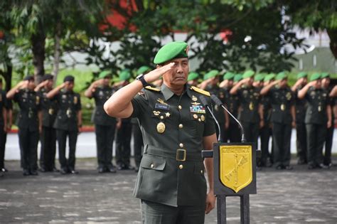 Kasdam Xiii Merdeka Jadi Irup Ziarah Rombongan Peringati Hari Juang Tni