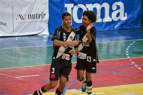 Vasco e Náutico seguem na briga pelo título da Taça Brasil de Futsal