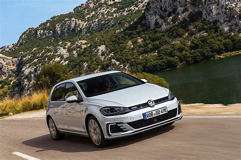 Volkswagen Golf Vii Gte Specs Photos