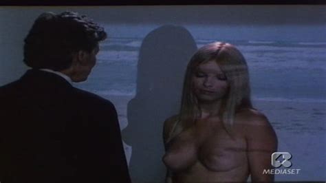 Ilona Staller nude pics página