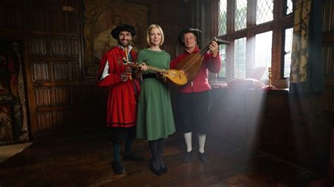 Whats On Tv Tonight Lucy Worsley Feasts On A Boars Head As She