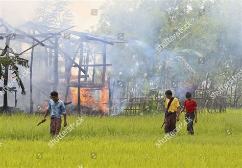 People Reportedly Rakhine Ethnic Group Hold Editorial Stock Photo ...